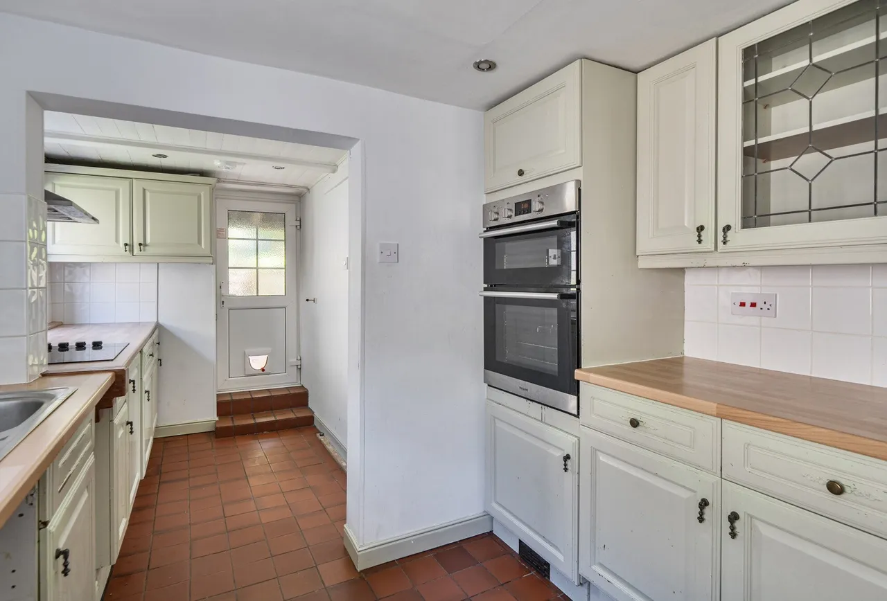 High Street, Somerset, Bathford, BA1 7TJ, photo 4