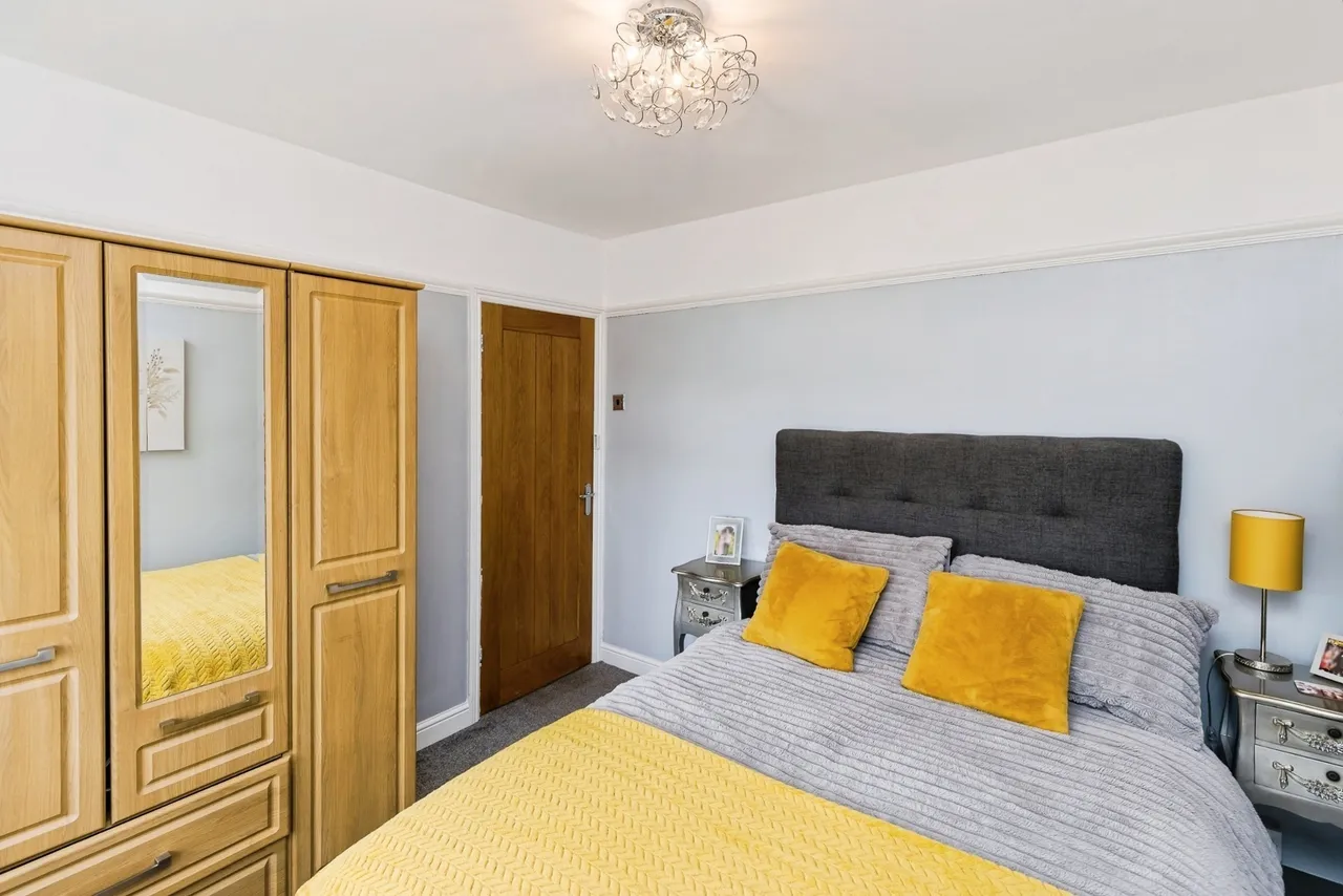 High Street, Coedpoeth, LL11, photo 16