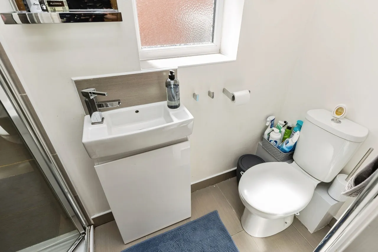 High Street, Coedpoeth, LL11, photo 20