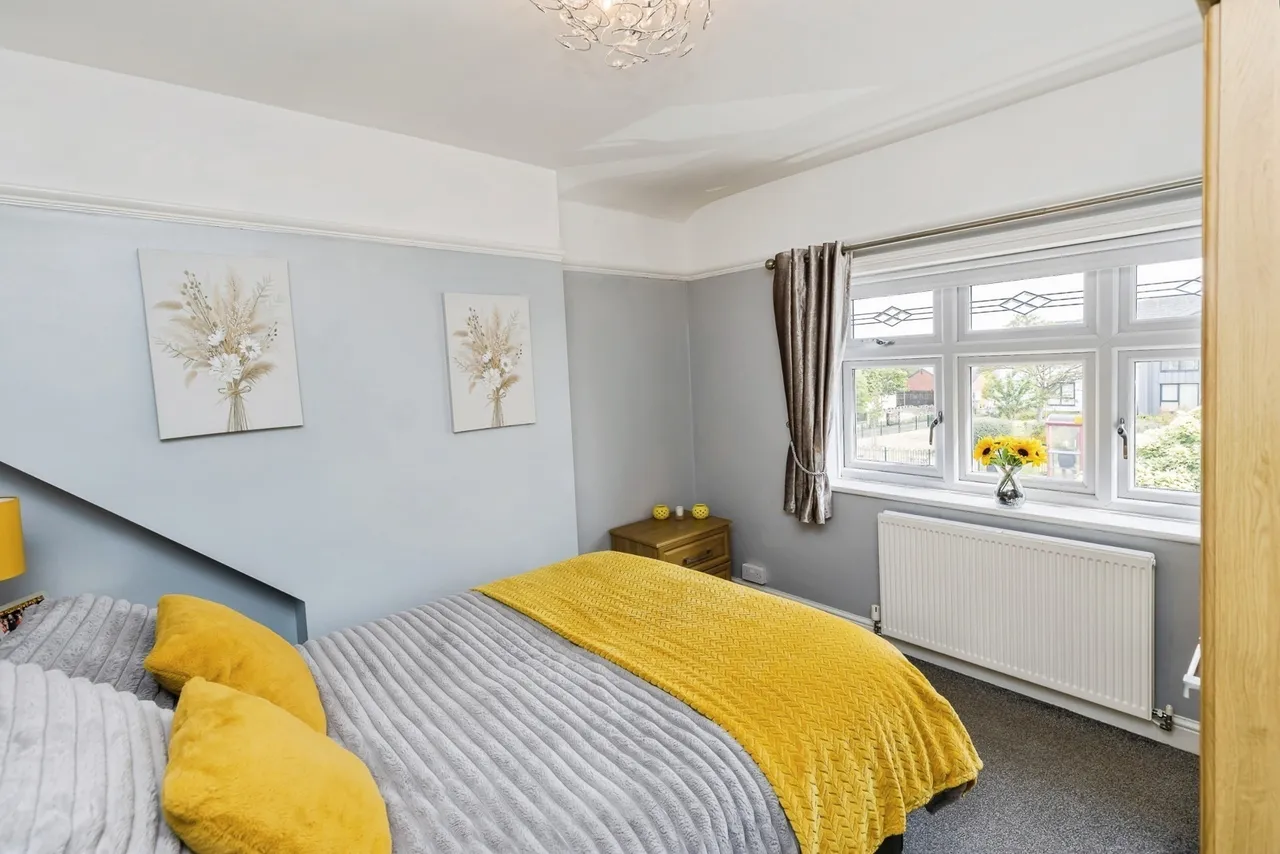 High Street, Coedpoeth, LL11, photo 17