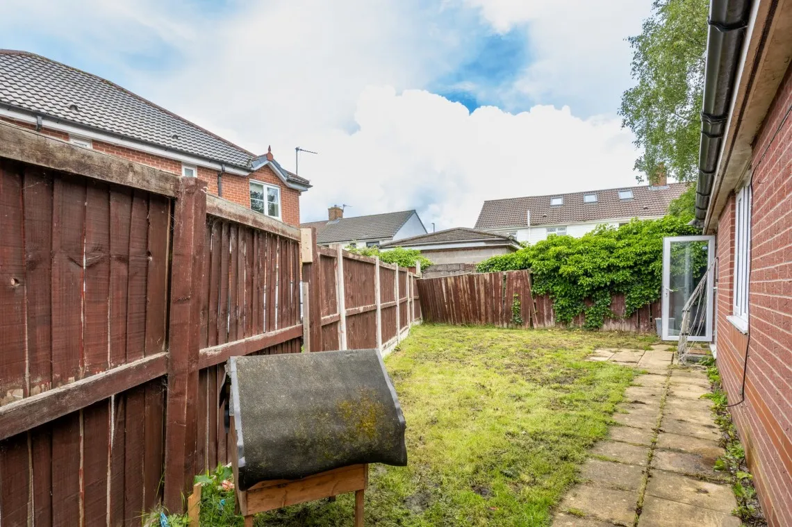 Newick Park, Liverpool, L32, photo 15