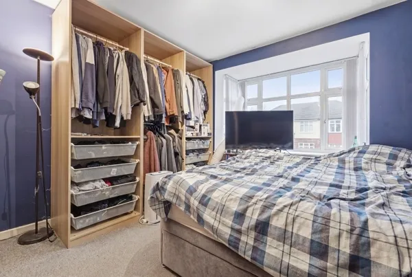 Spring Gardens, Romford, RM7 9LR, photo 8