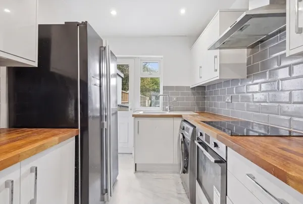 Spring Gardens, Romford, RM7 9LR, photo 7