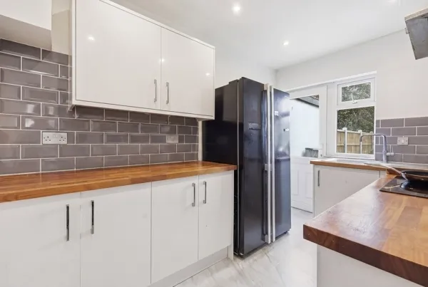 Spring Gardens, Romford, RM7 9LR, photo 4
