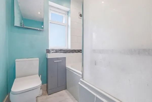 Spring Gardens, Romford, RM7 9LR, photo 10