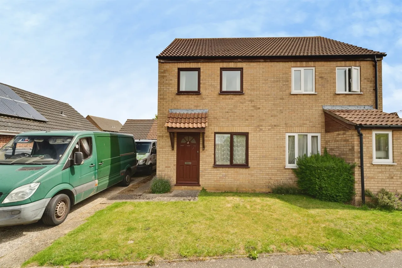 2 bed house for sale — High View Drive, Attleborough