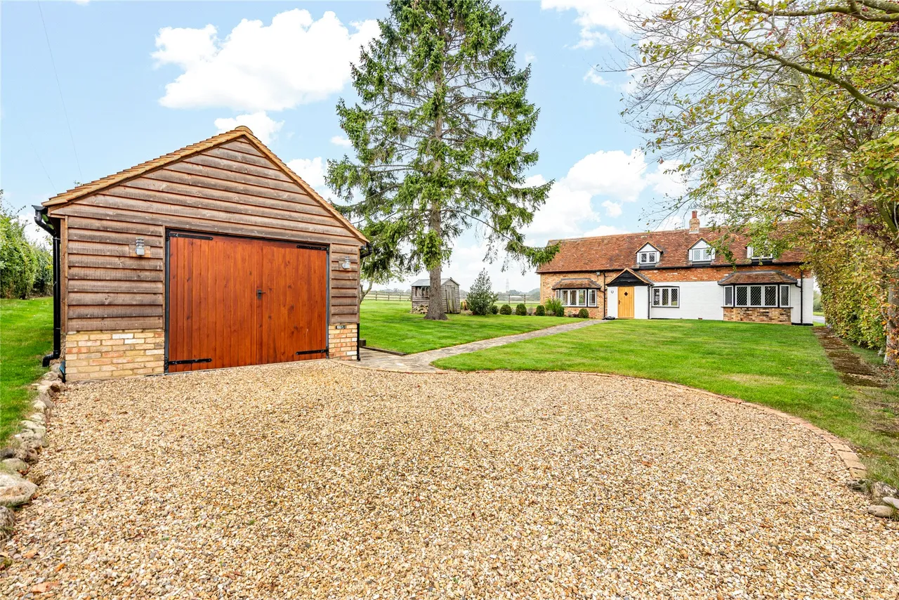 Wood End, Tingrith, MK17, photo 24