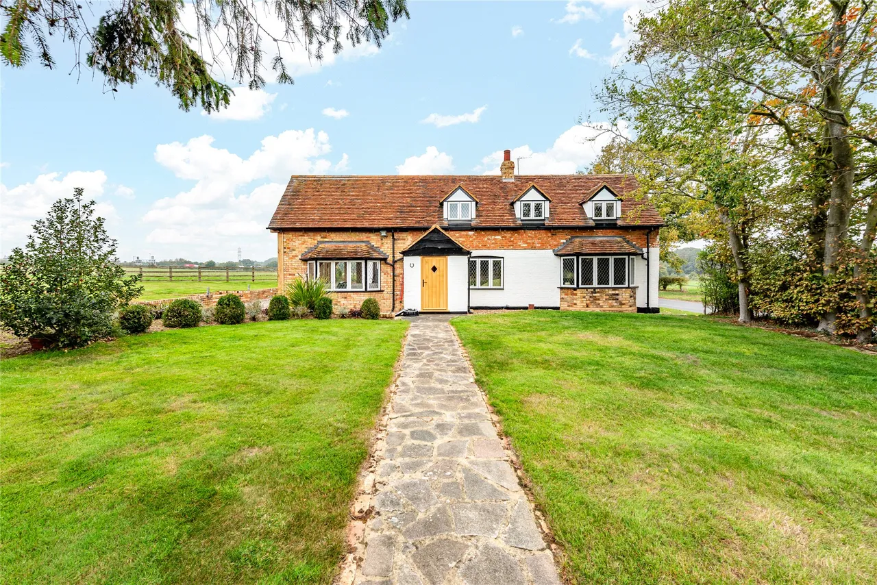 Wood End, Tingrith, MK17, photo 23