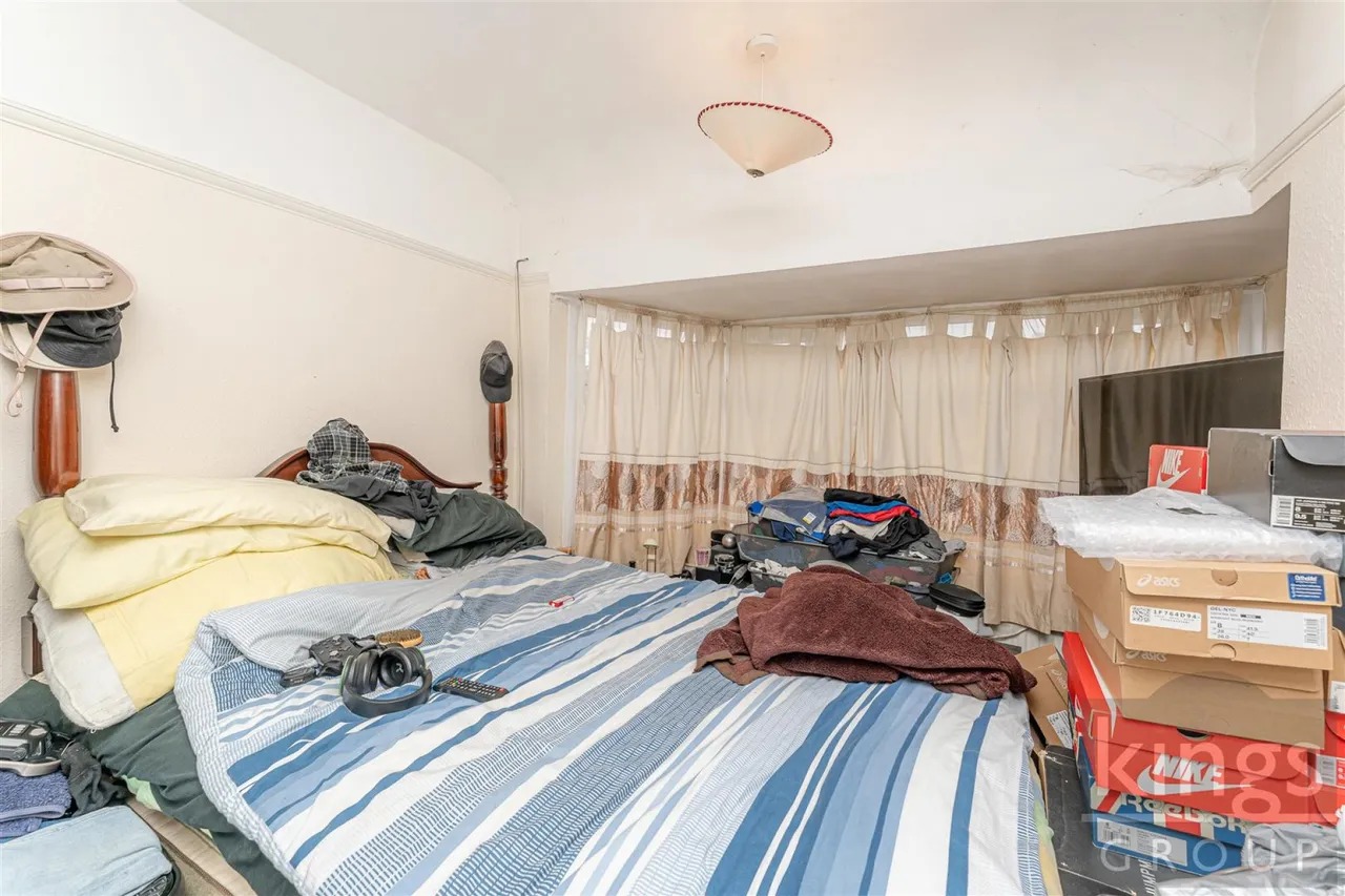 Tynemouth Drive, Enfield, photo 9