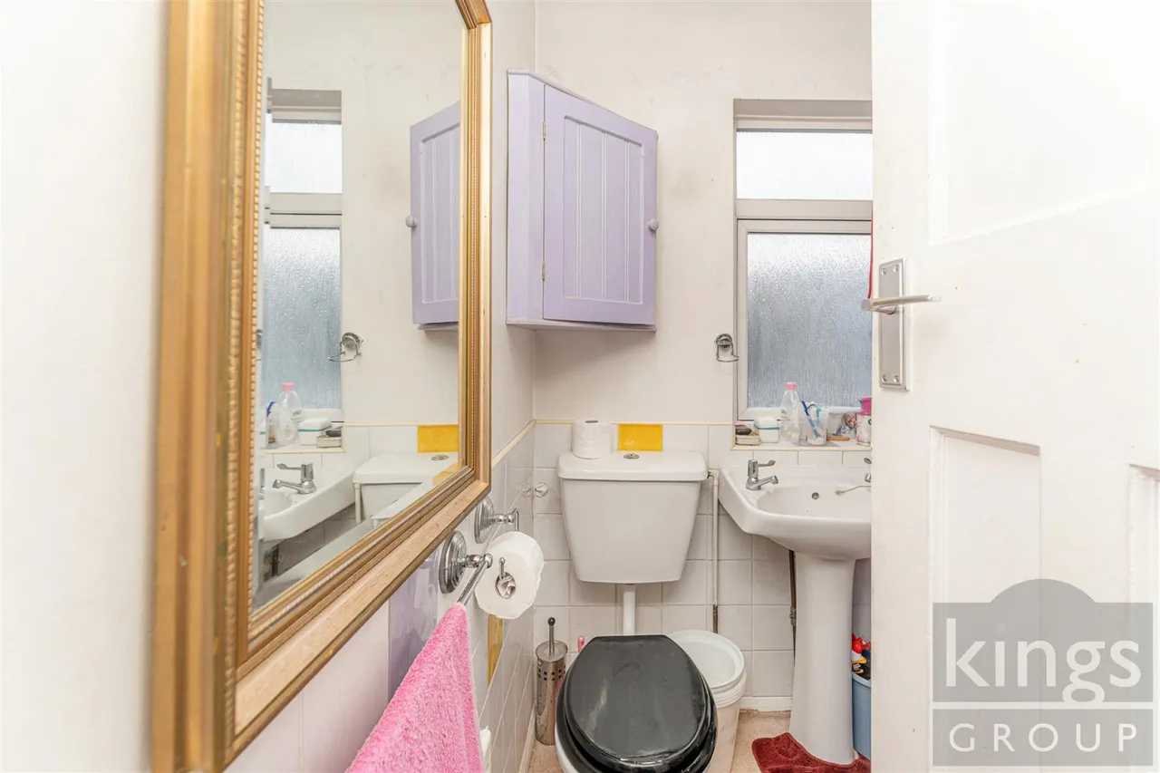 Tynemouth Drive, Enfield, photo 12