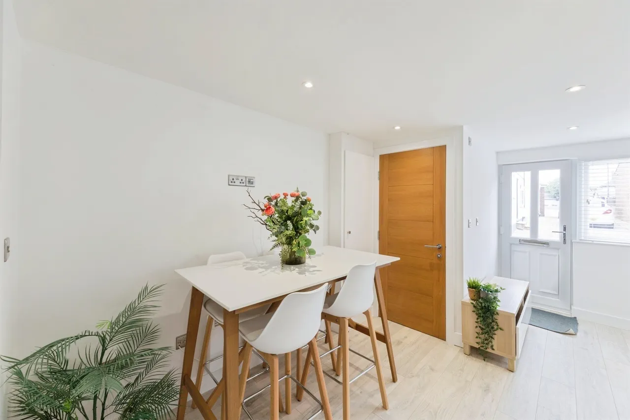 High Street, Woburn Sands, MK17, photo 4