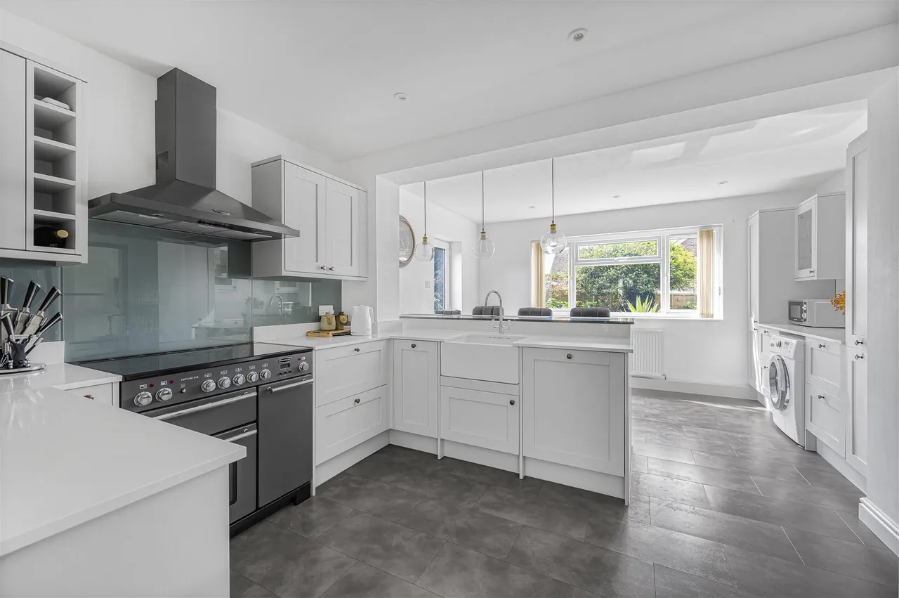 Cuckmere Road, Seaford, photo 12