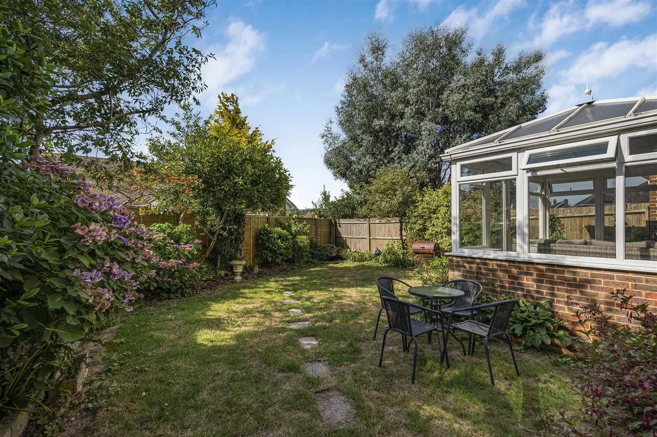 Cuckmere Road, Seaford, photo 31