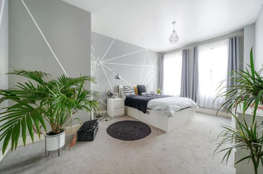 2 bed flat for sale, High Street, Crawley, RH10