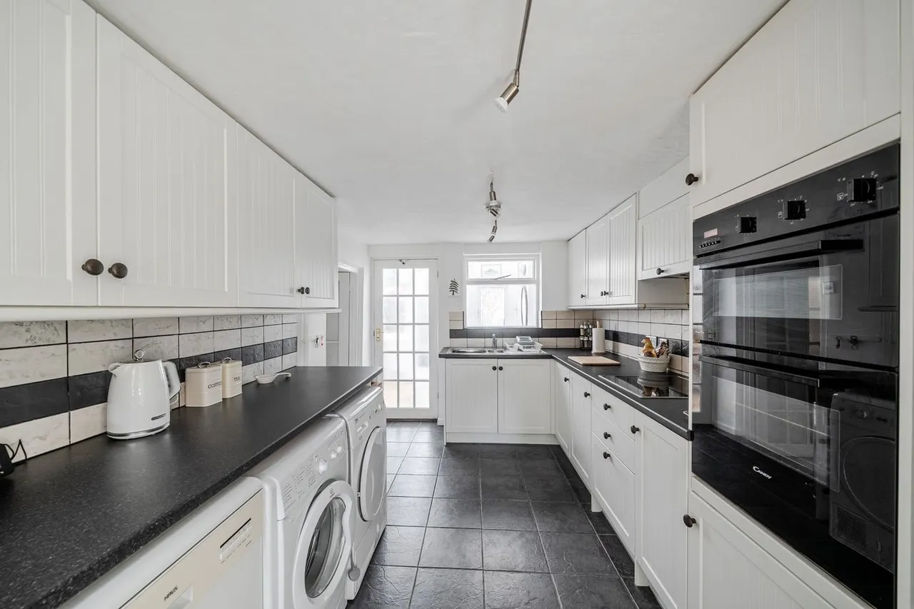 High Street, Wanstrow, BA4, photo 2
