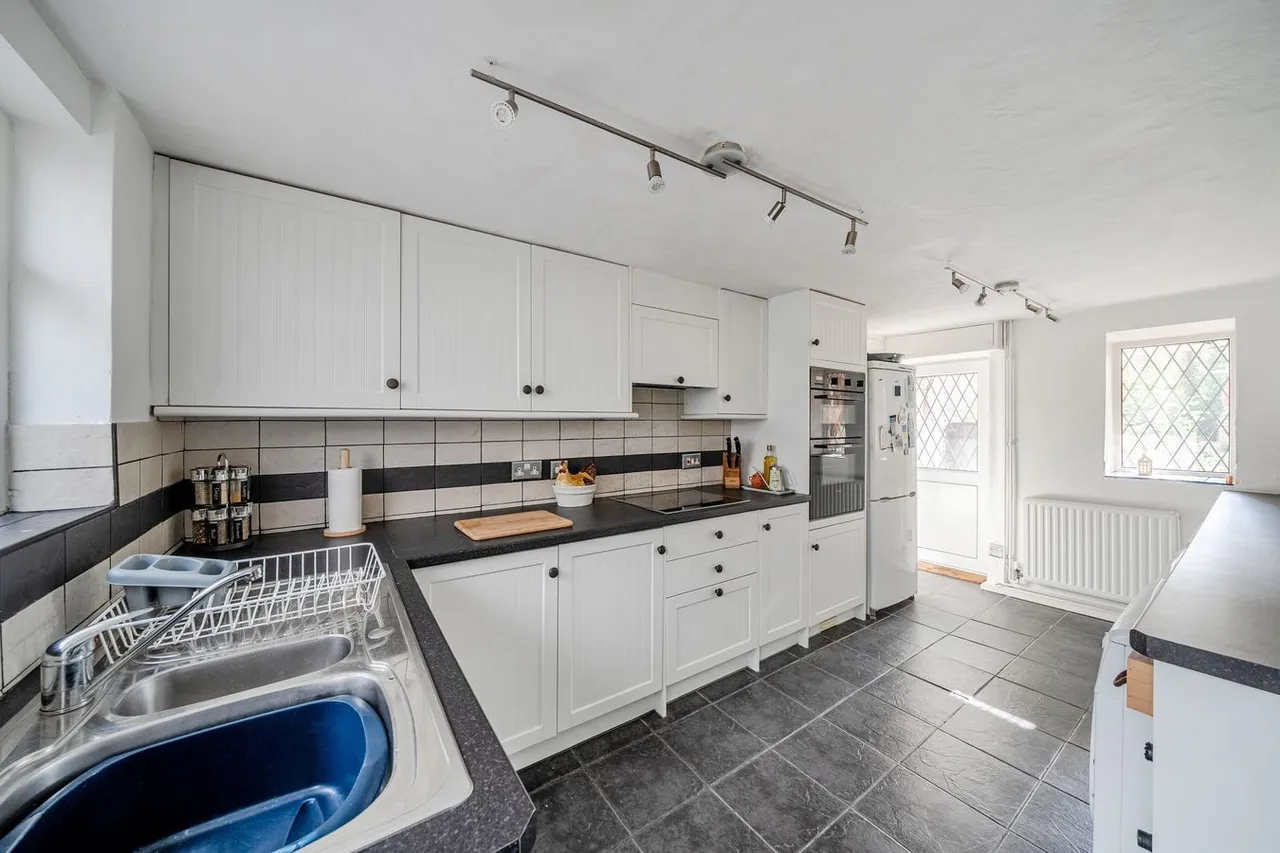 High Street, Wanstrow, BA4, photo 3