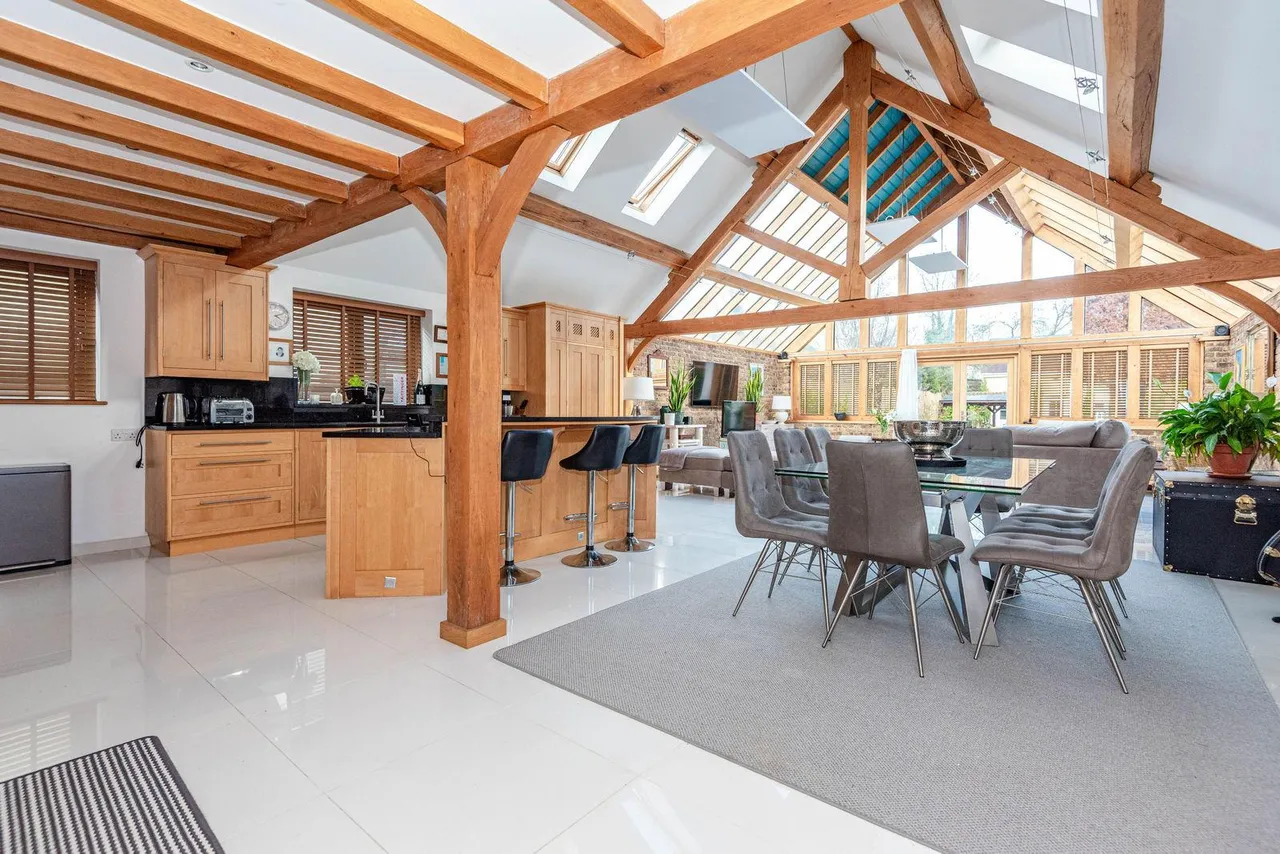 Amwell Lane, Stanstead Abbotts, SG12, photo 13