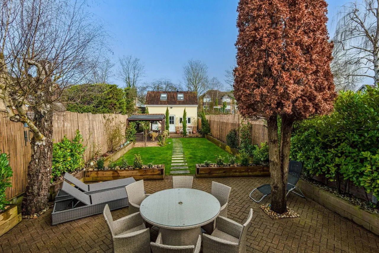 Amwell Lane, Stanstead Abbotts, SG12, photo 27