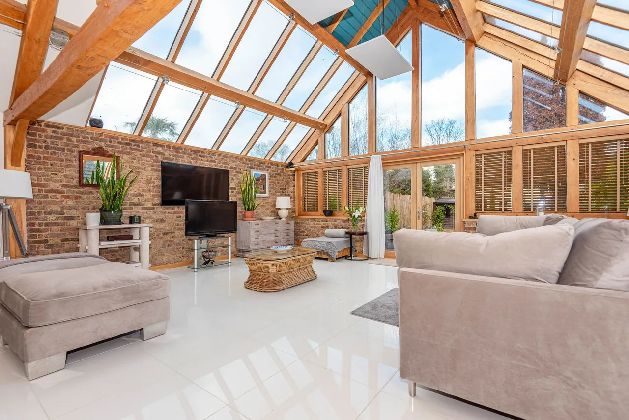 Amwell Lane, Stanstead Abbotts, SG12, photo 9