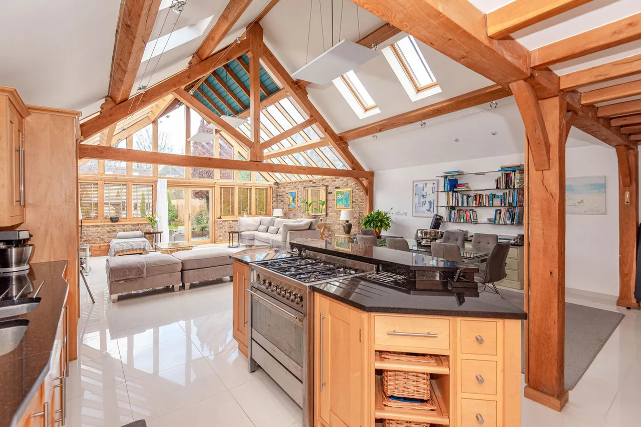 Amwell Lane, Stanstead Abbotts, SG12, photo 4