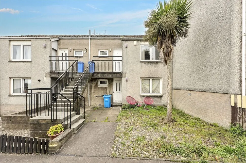 Back'oyards, Inverkeithing, KY11, photo 20