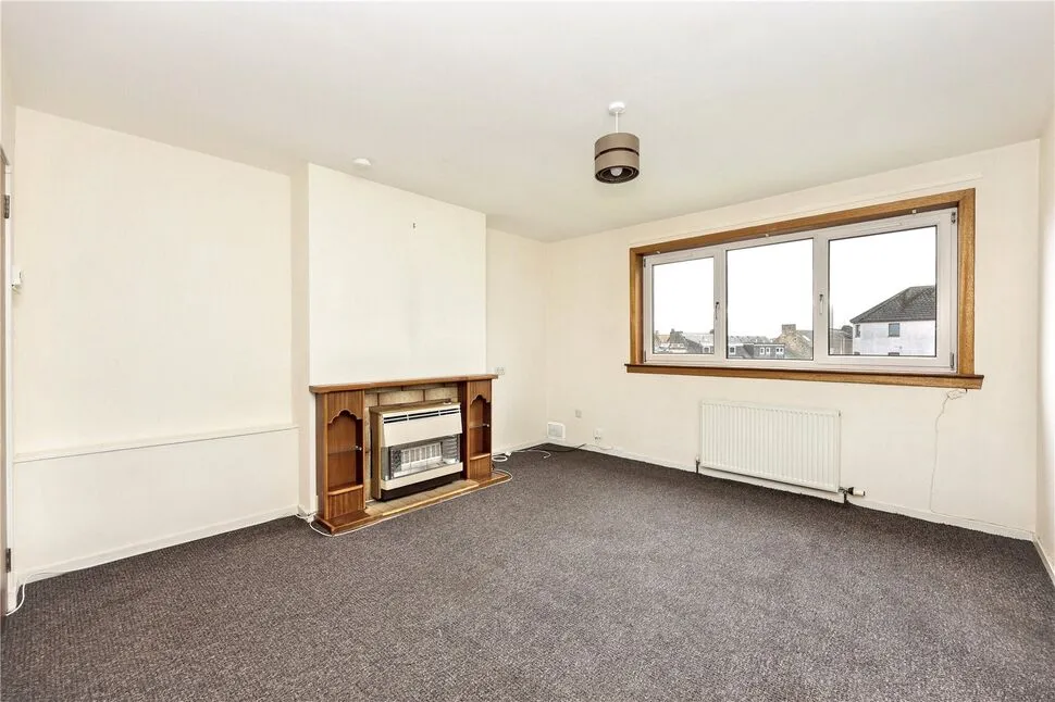 Back'oyards, Inverkeithing, KY11, photo 12