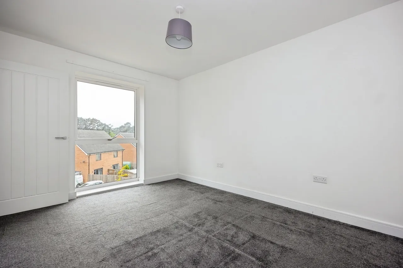 Churchill Way, Bordon, GU35, photo 7