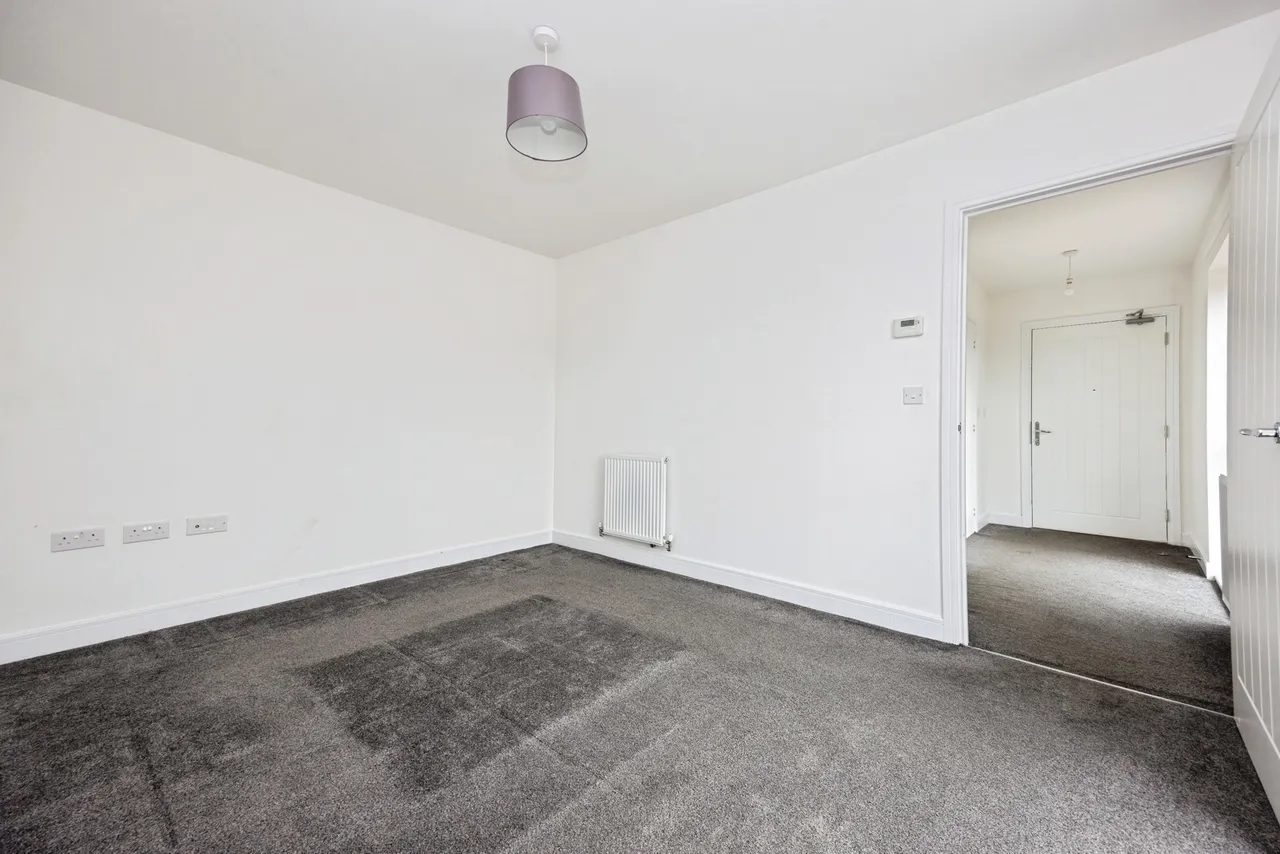 Churchill Way, Bordon, GU35, photo 12