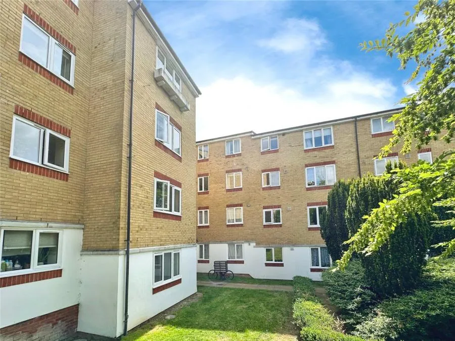 Dadswood, Harlow, CM20, photo 11