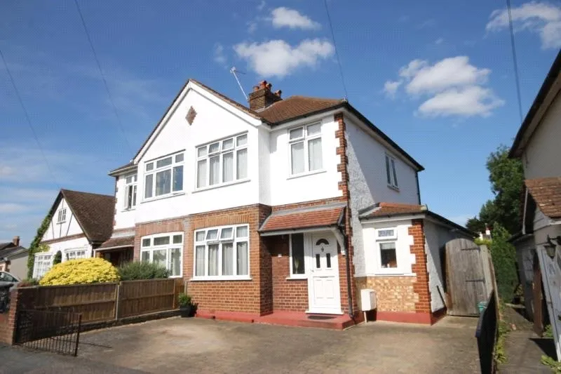 Albert Road, Englefield Green, TW20, photo 2