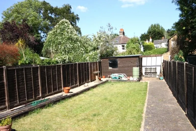 Albert Road, Englefield Green, TW20, photo 5