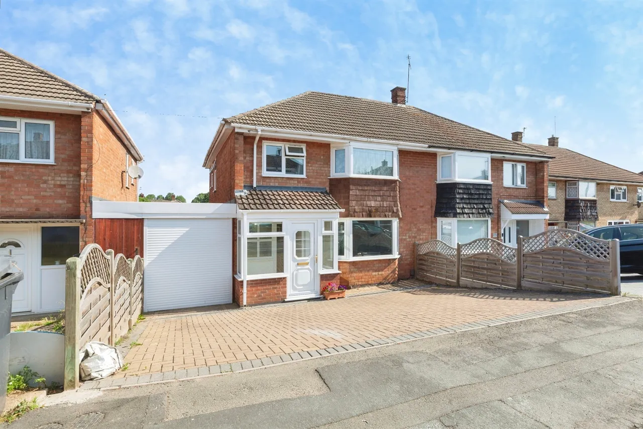 3 bed house for sale, Lonsdale Road, Thurmaston, LE4