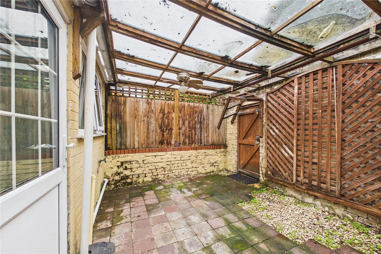 Phoenix Park Terrace, Basingstoke, RG21, photo 6