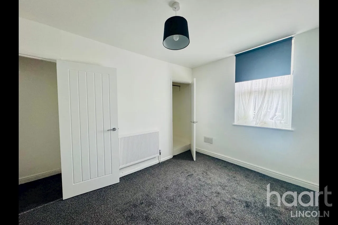 Thesiger Street, LN5, photo 7