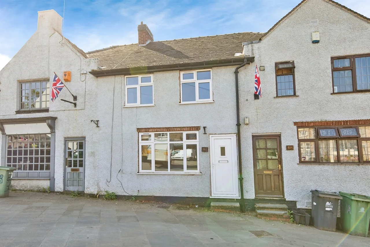 2 bed house for sale, Market Place, Belper, DE56