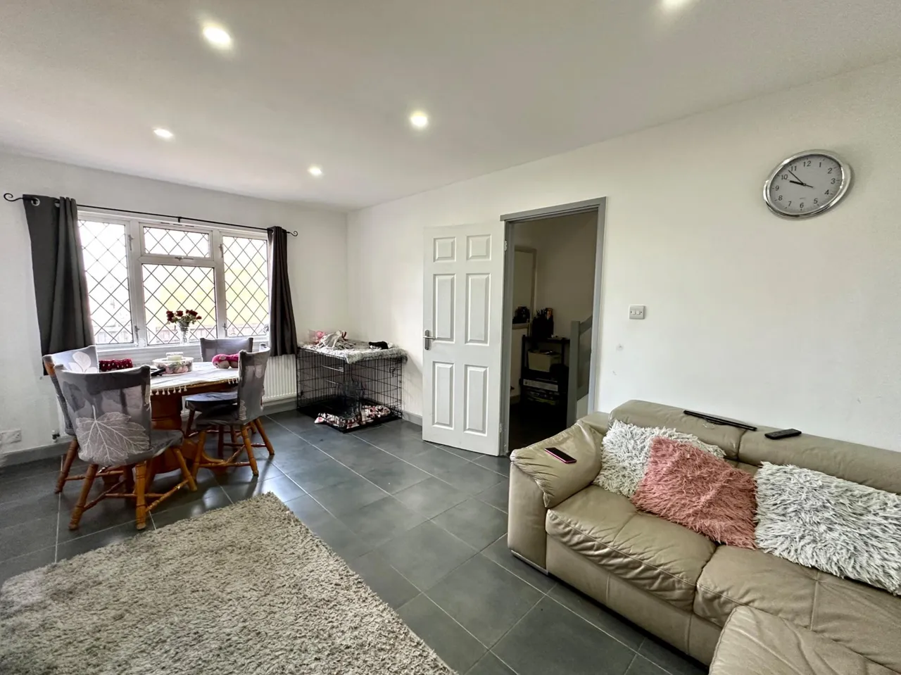 Rowlands Close, Bentley, Walsall, WS2, photo 2