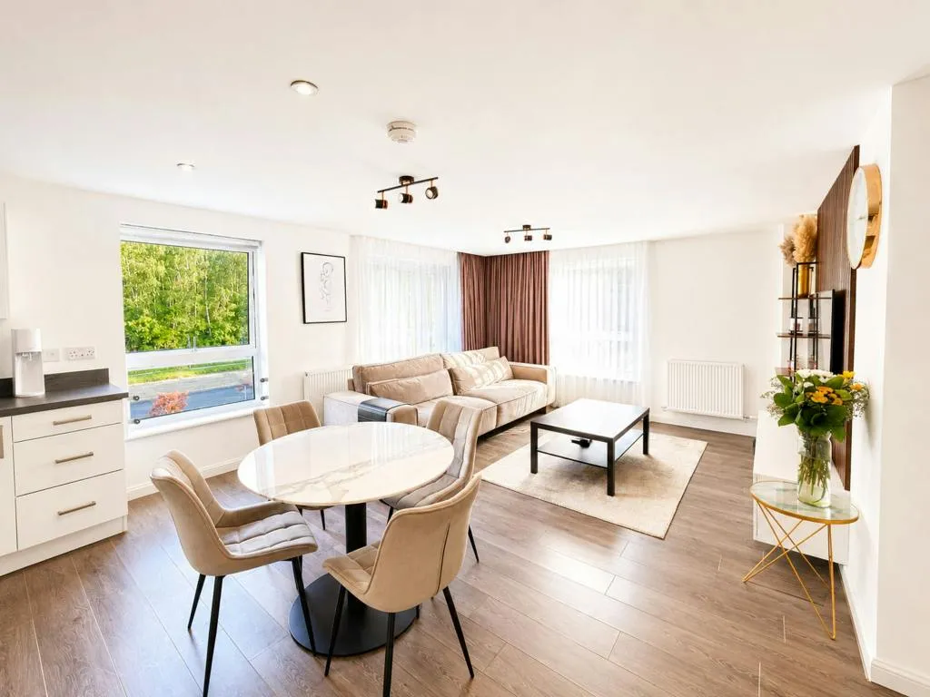 Lett Lane, Ebbsfleet Valley, DA10, photo 3