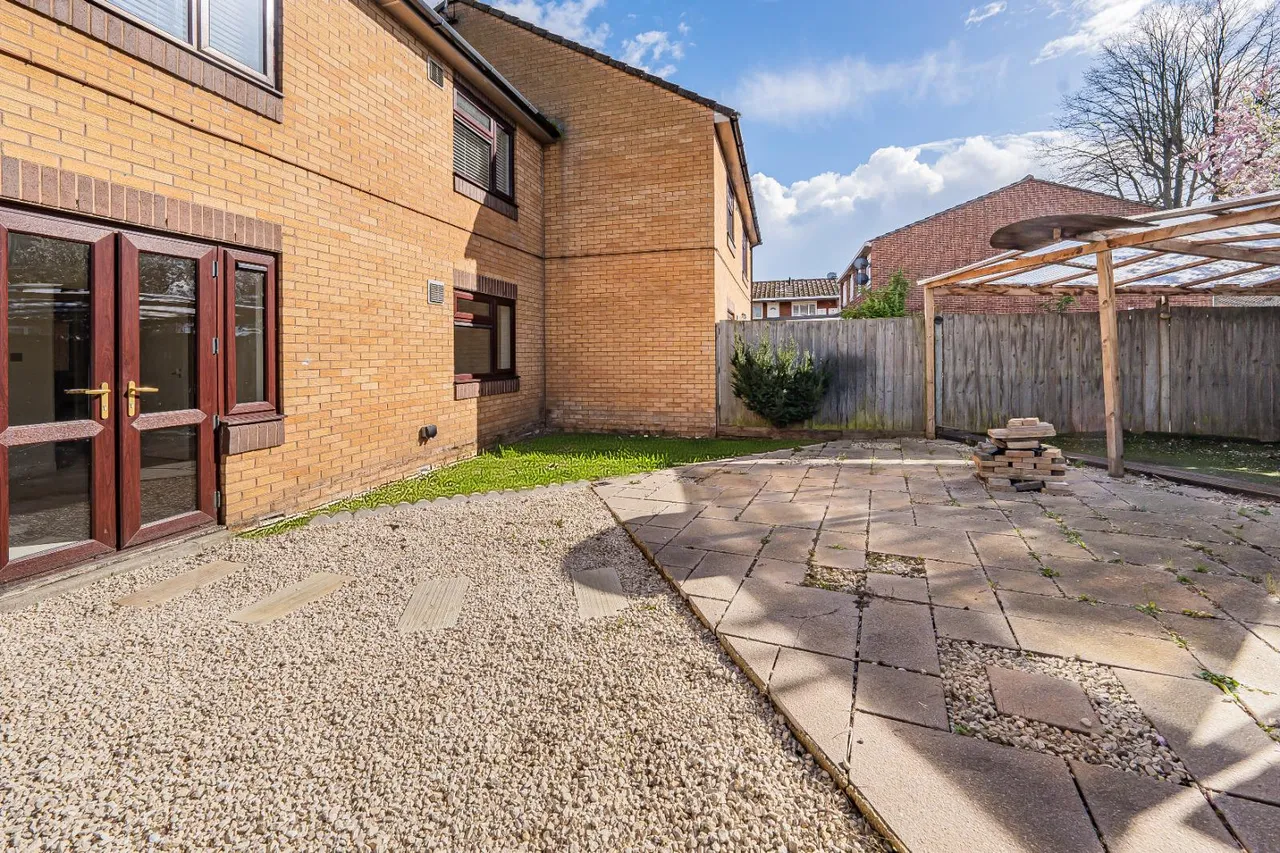 Grampian Way, Langley, Slough, SL3 8UH, photo 2