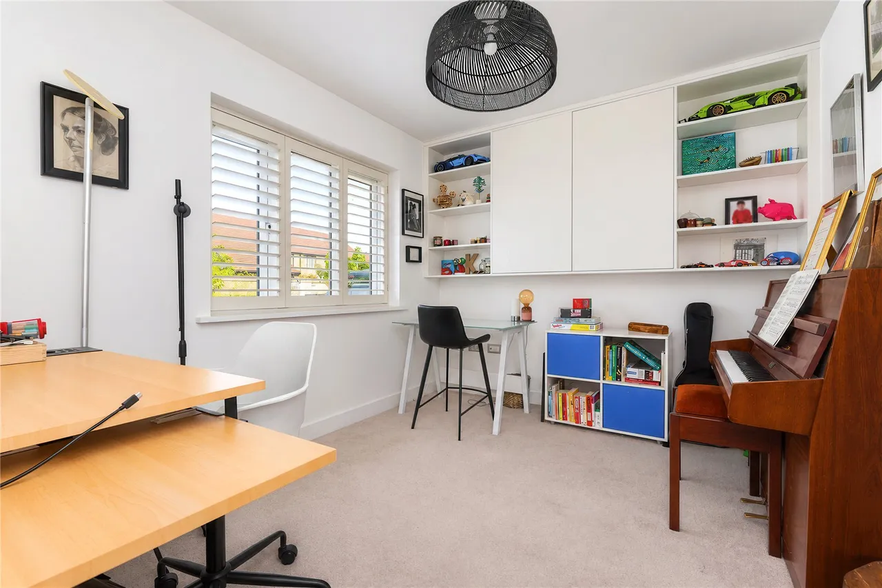 Larkfield, Great Abington, CB21, photo 8