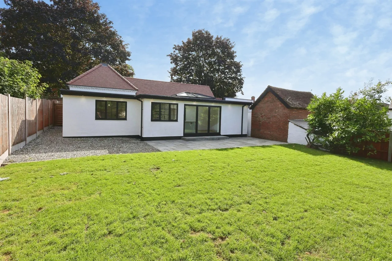 Chawn Hill Close, Stourbridge, DY9, photo 2