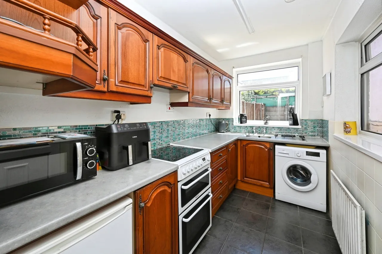 Sadler Street, Mansfield, Nottinghamshire, NG19, photo 10