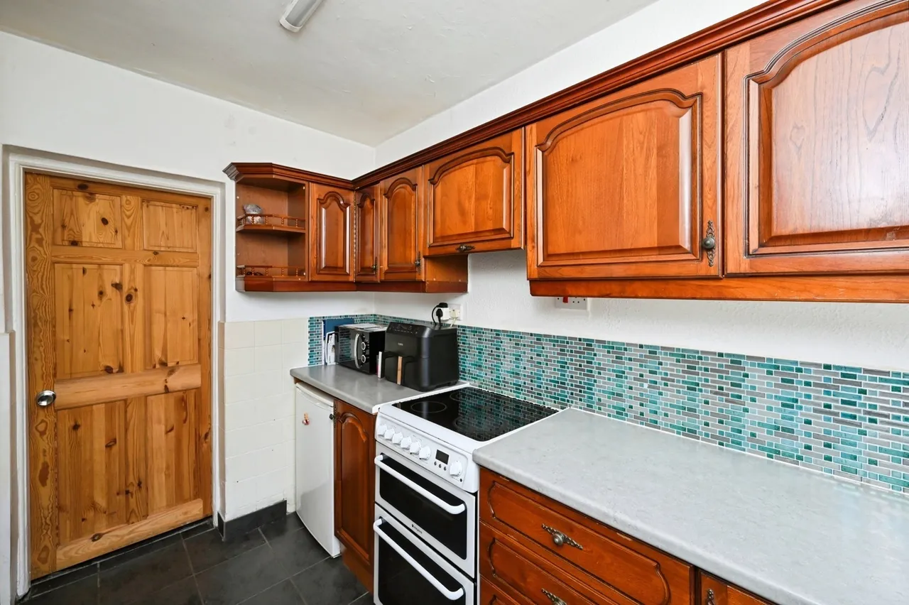 Sadler Street, Mansfield, Nottinghamshire, NG19, photo 8