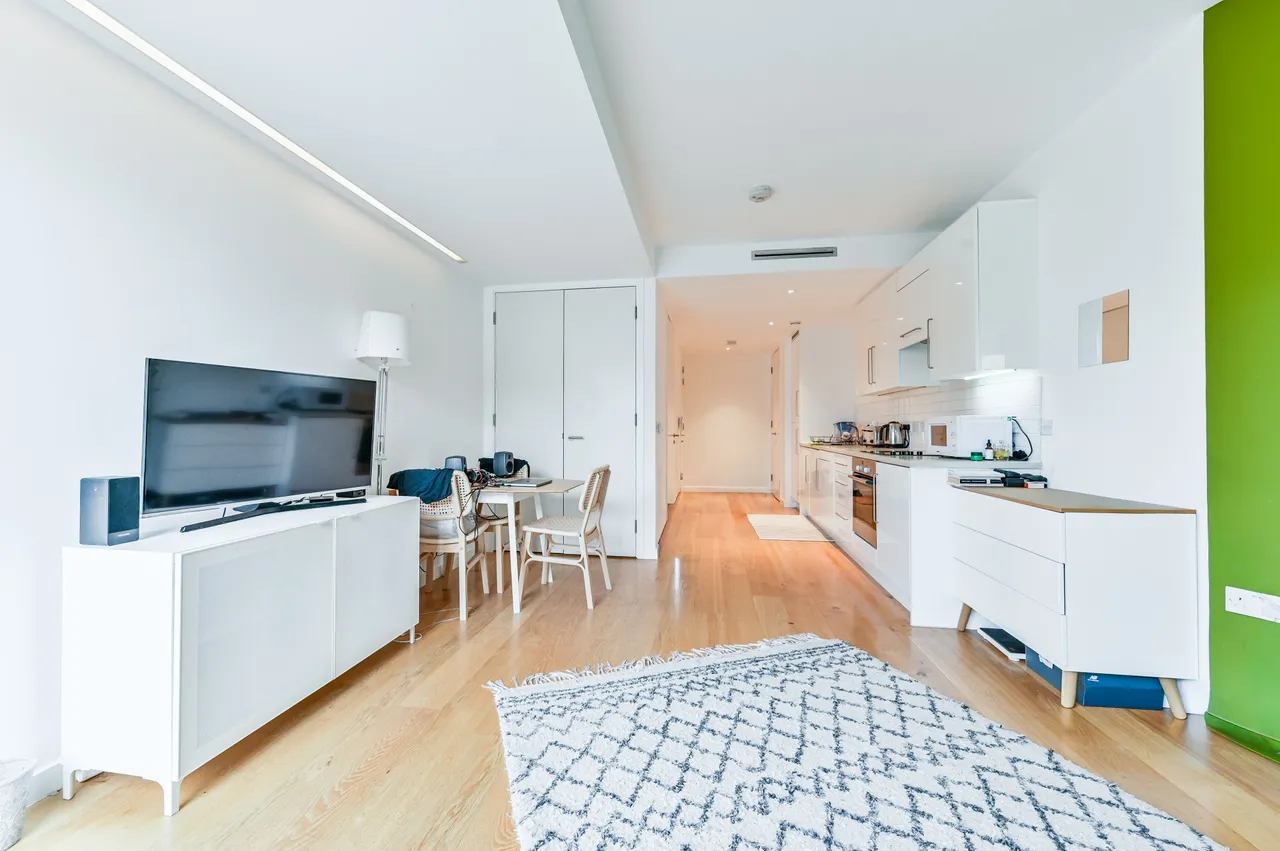 Flat 11, 16 Raydon Street, London, photo 7