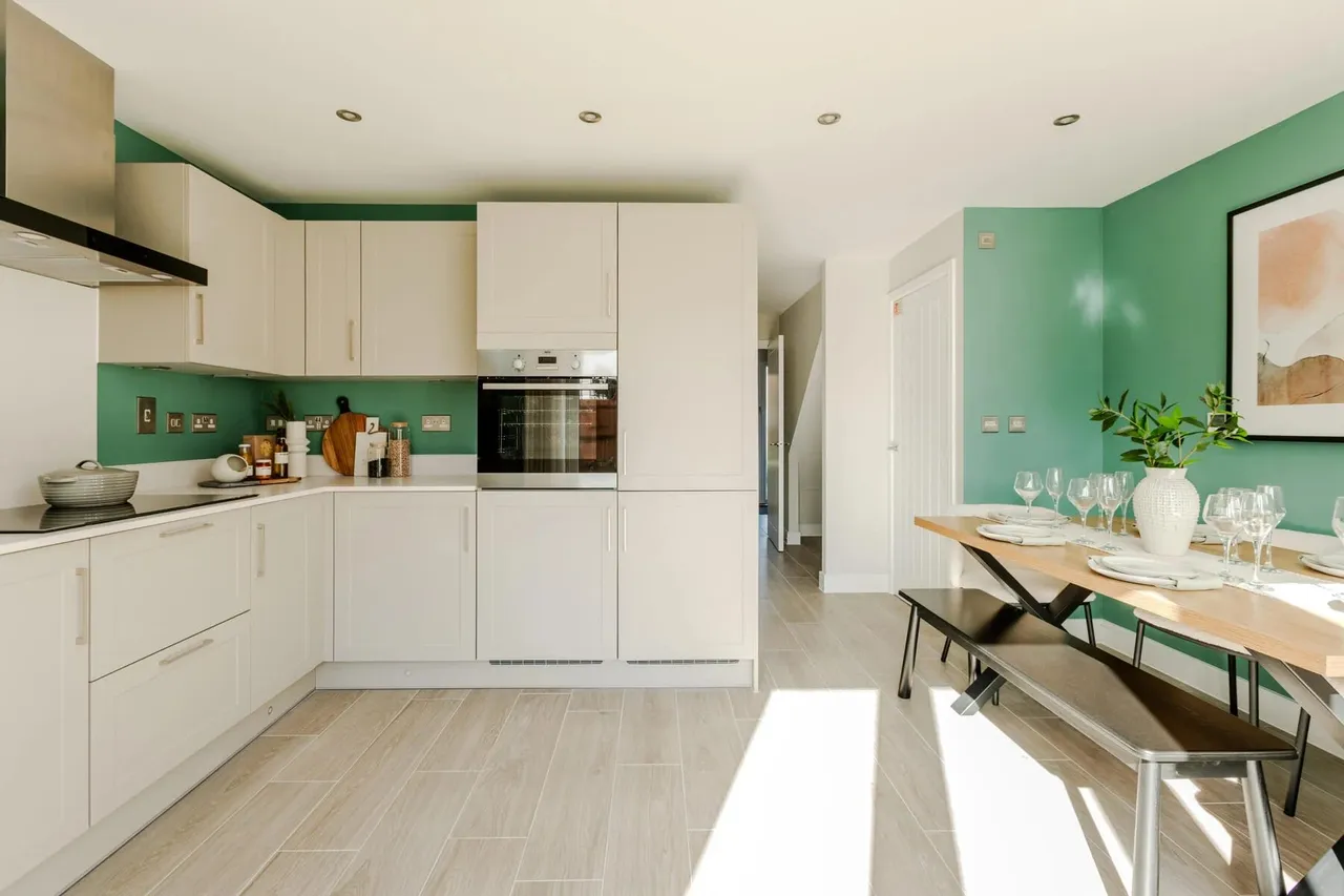 Buckingham Road, Milton Keynes, MK3, photo 2