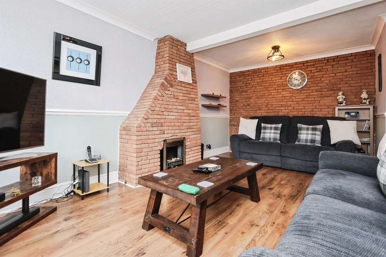 The Radleys, Birmingham, B33, photo 2