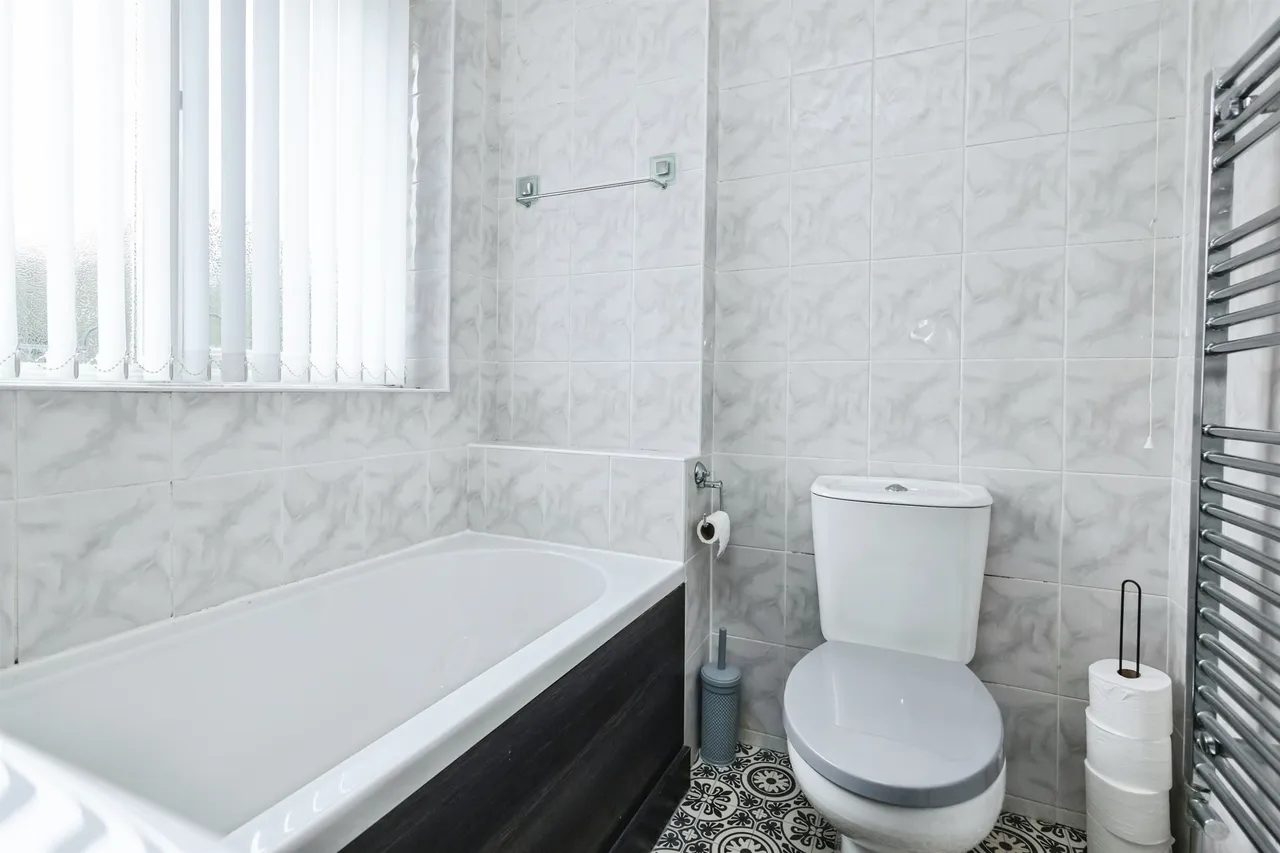 The Radleys, Birmingham, B33, photo 10