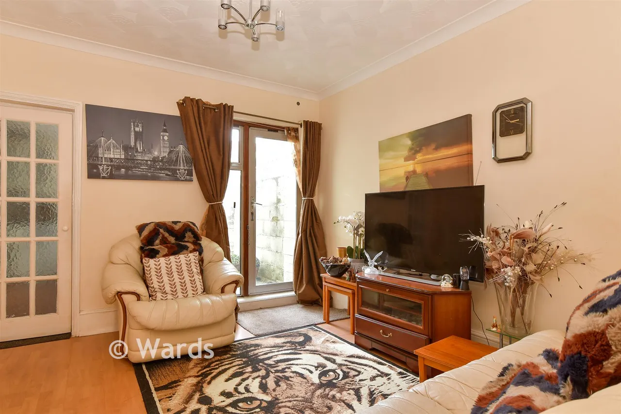 Weston Road, Strood, ME2, photo 3