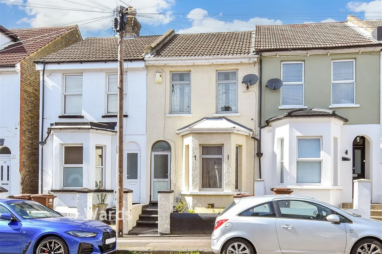 3 bed house for sale, Weston Road, Strood, ME2