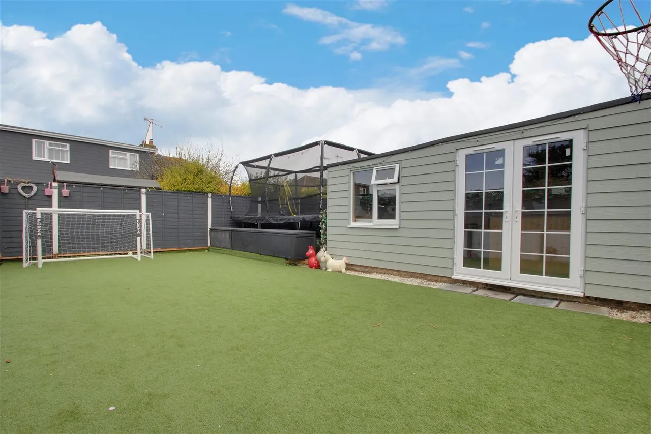 Terringes Avenue, Worthing, photo 19