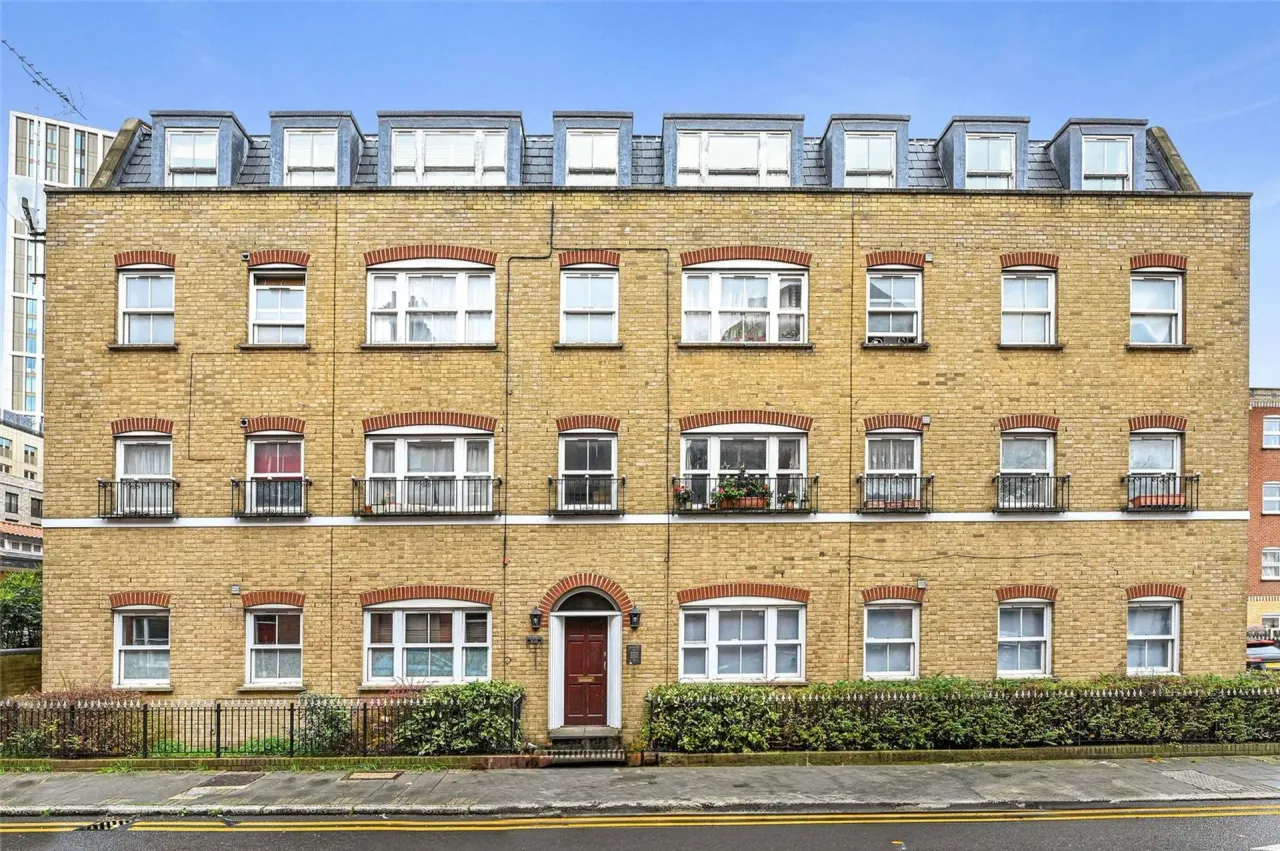 Guide Price £350,000 - £375,000 Newark Street, Whitechapel E1, photo 8